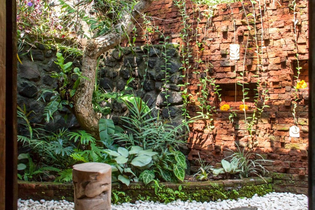 Villa Mahadevi Jungle Retreat Joglo 1 Ubud Dış mekan fotoğraf